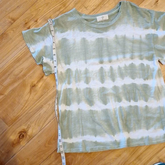 Aritzia T.la tie dye short sleeve tee oversized XS Martha flutter tee - Picture 9 of 9